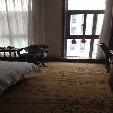 Weihai Happy Hot Spring Hotel Exterior foto