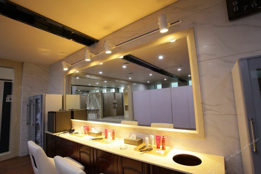 Weihai Happy Hot Spring Hotel Exterior foto
